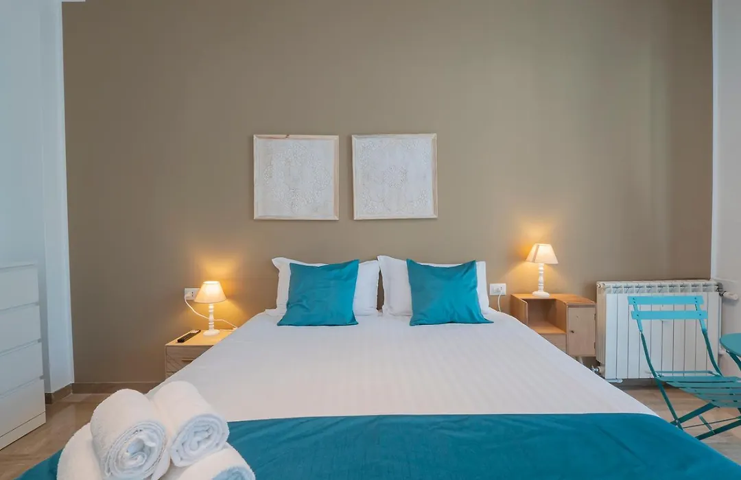 Xenia Apartments - Luminous Suite In Citylife-1